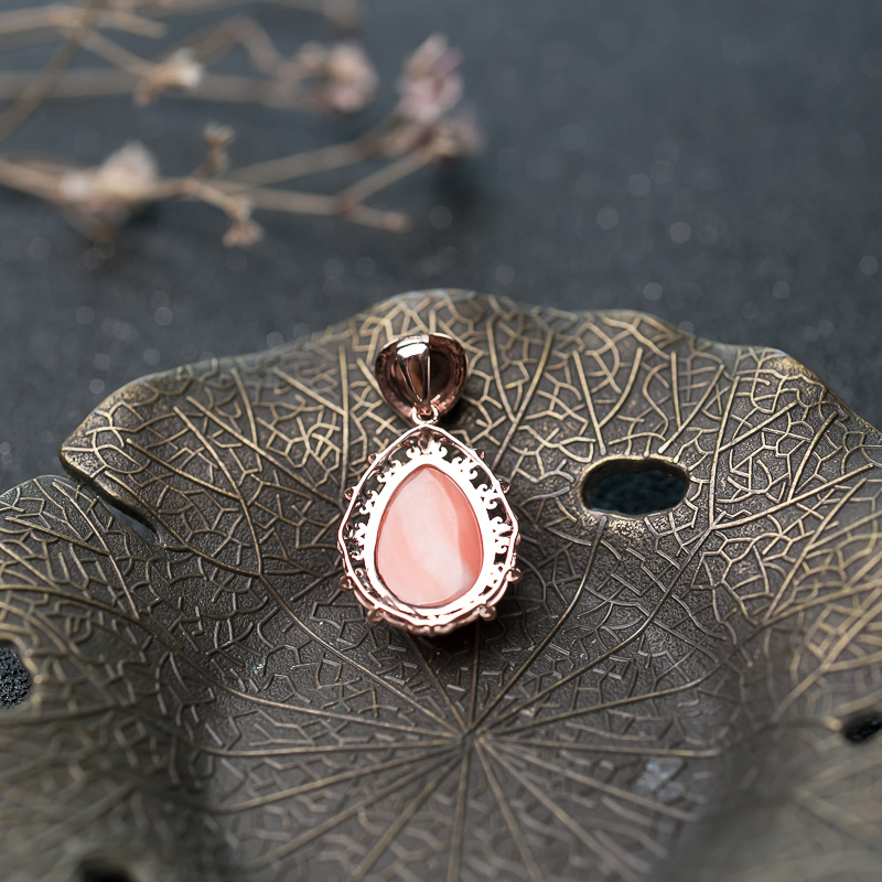 珊瑚吊坠-红掌柜