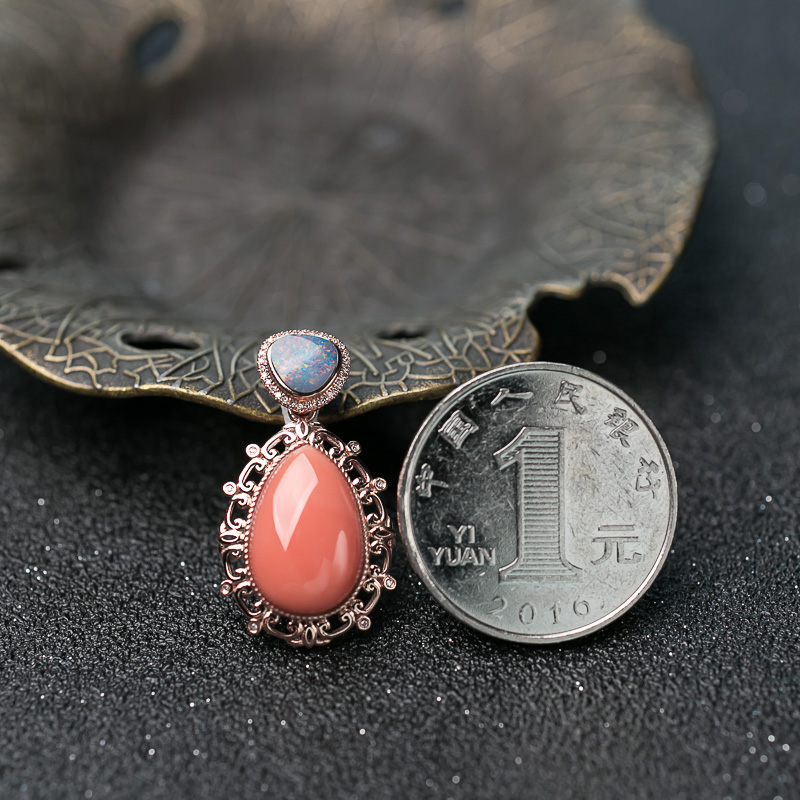 珊瑚吊坠-红掌柜