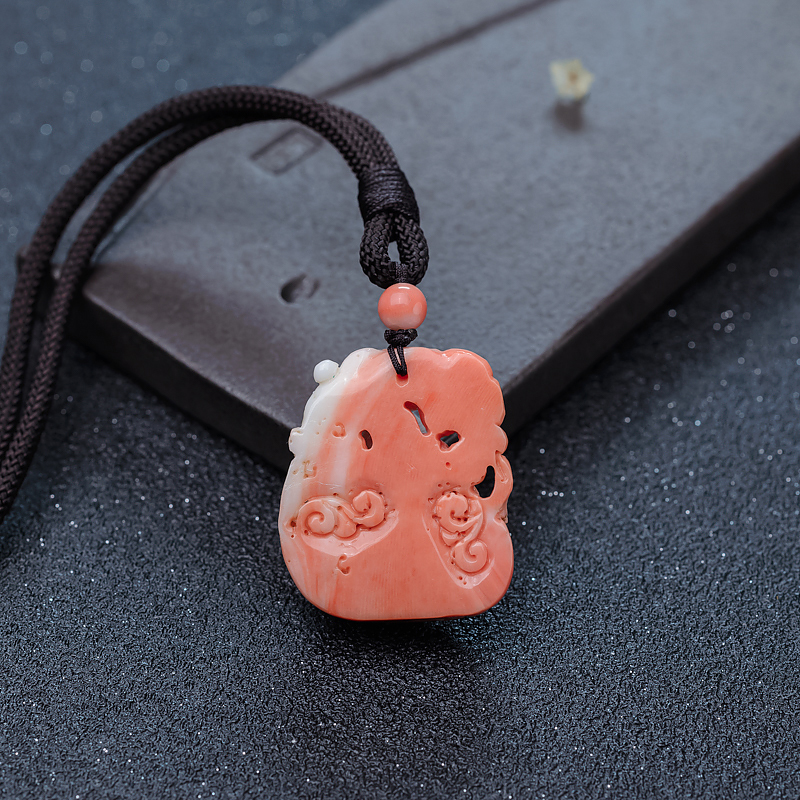 台湾天然珊瑚福在眼前吊坠-红掌柜