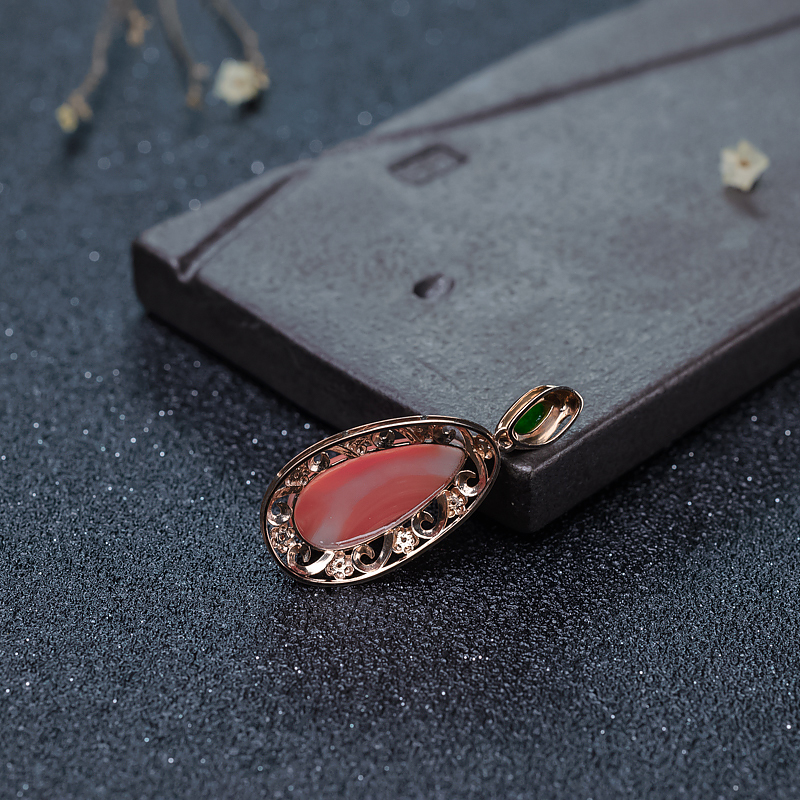 珊瑚吊坠-红掌柜