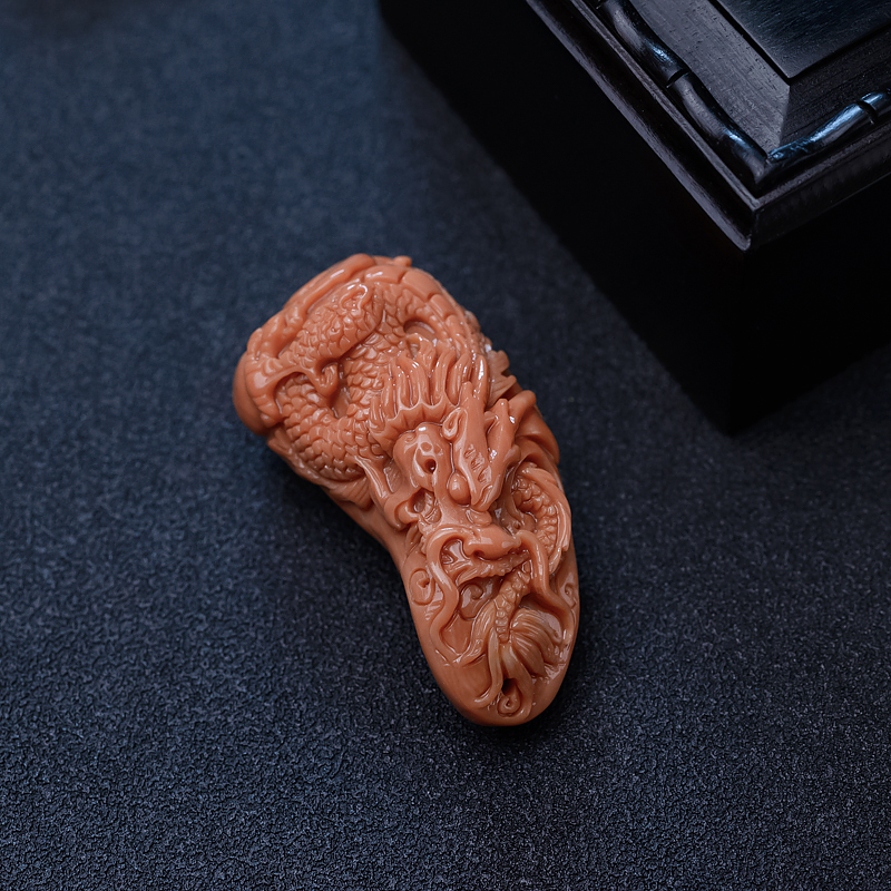 MOMO珊瑚龙牌-红掌柜