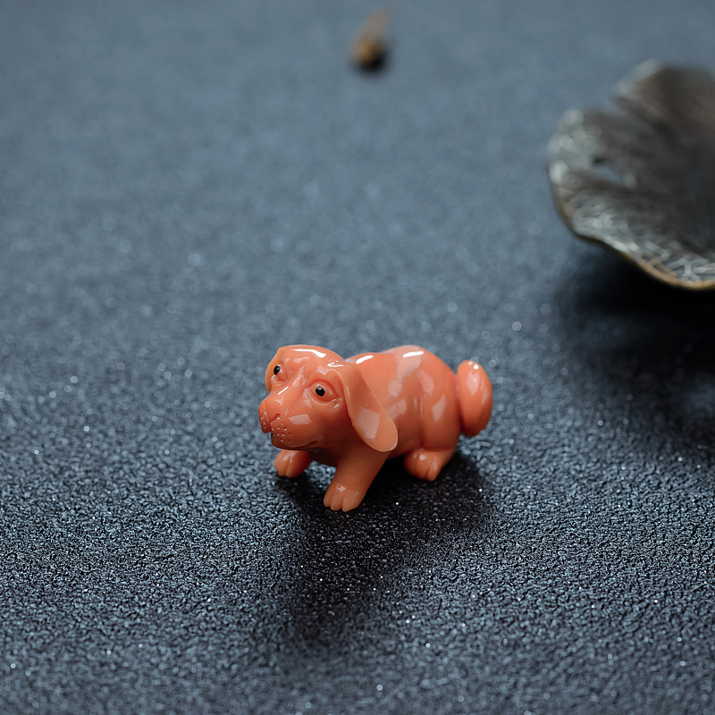 台湾天然MOMO珊瑚旺财小摆件-红掌柜