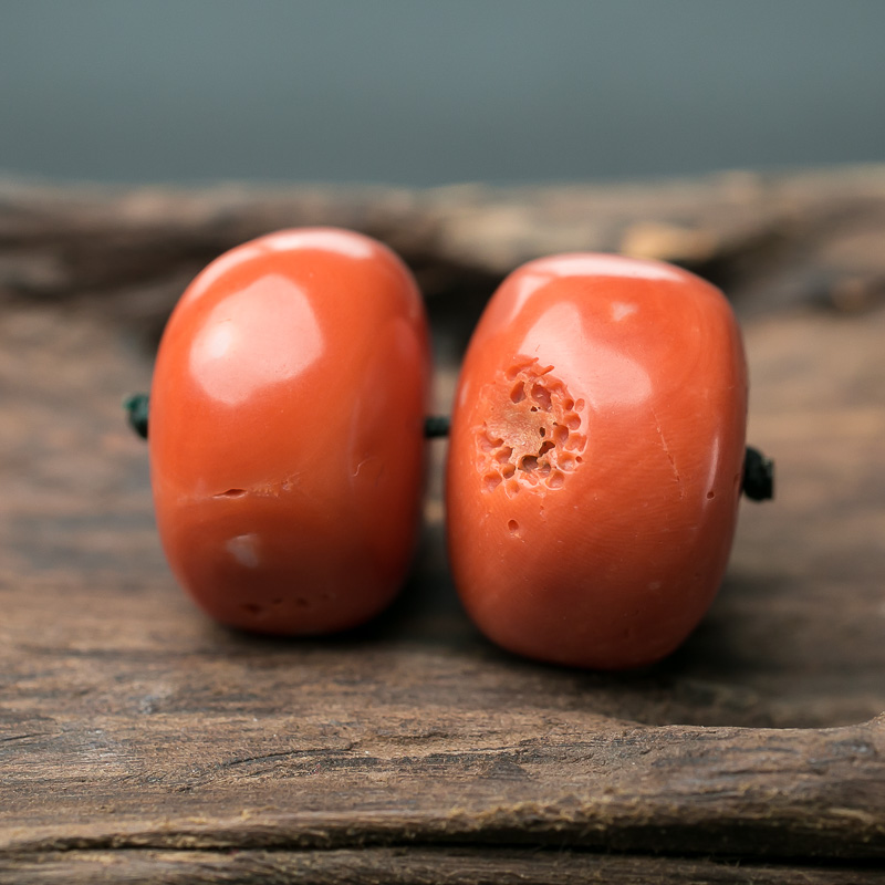 天然台湾珊瑚鼓珠（两件）-红掌柜