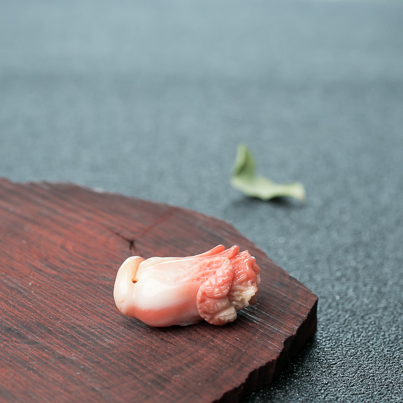 珊瑚白菜吊坠-红掌柜