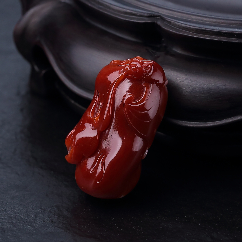 天然阿卡深红珊瑚福在眼前吊坠-红掌柜