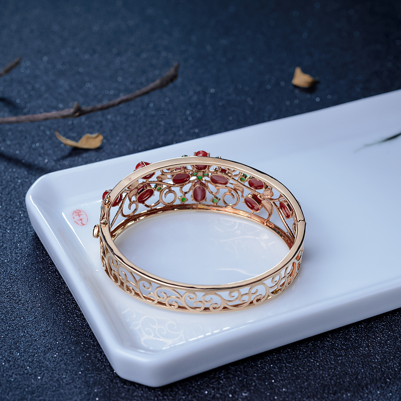 18K金镶钻天然正红珊瑚手镯-红掌柜