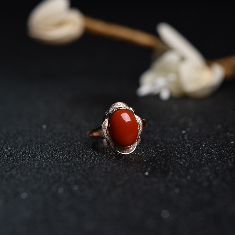 18K金镶钻天然沙丁朱红珊瑚戒指-红掌柜