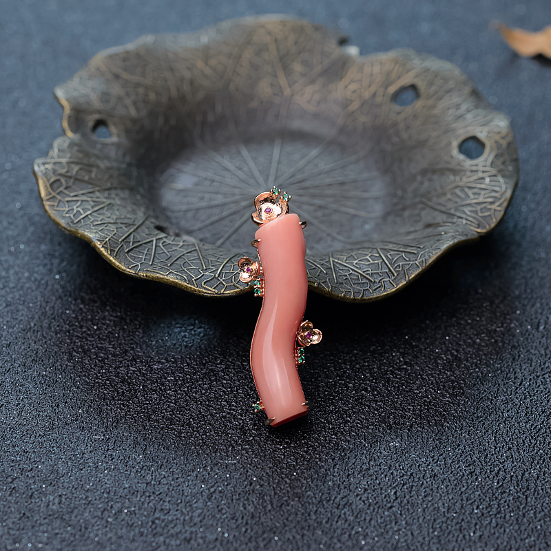 18K金镶深水珊瑚吊坠-红掌柜