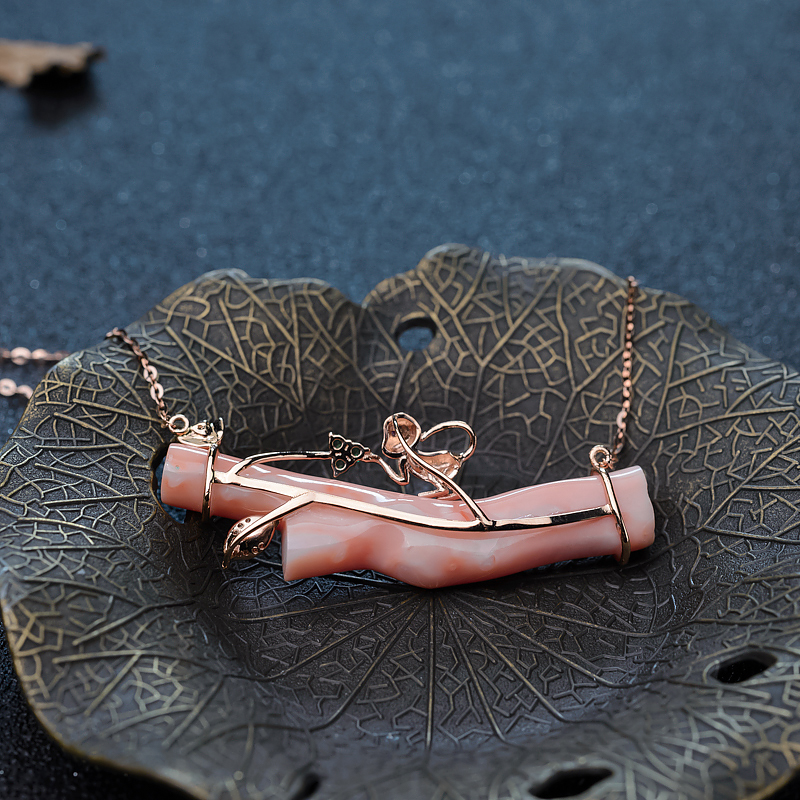 18K深水珊瑚锁骨链-红掌柜