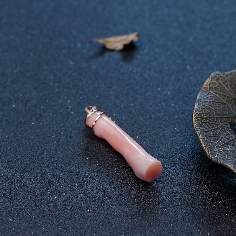 18K深水珊瑚吊坠-红掌柜