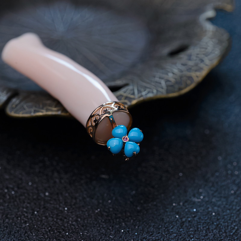 金镶深水珊瑚吊坠-红掌柜