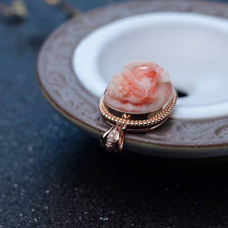 18K深水珊瑚吊坠-红掌柜