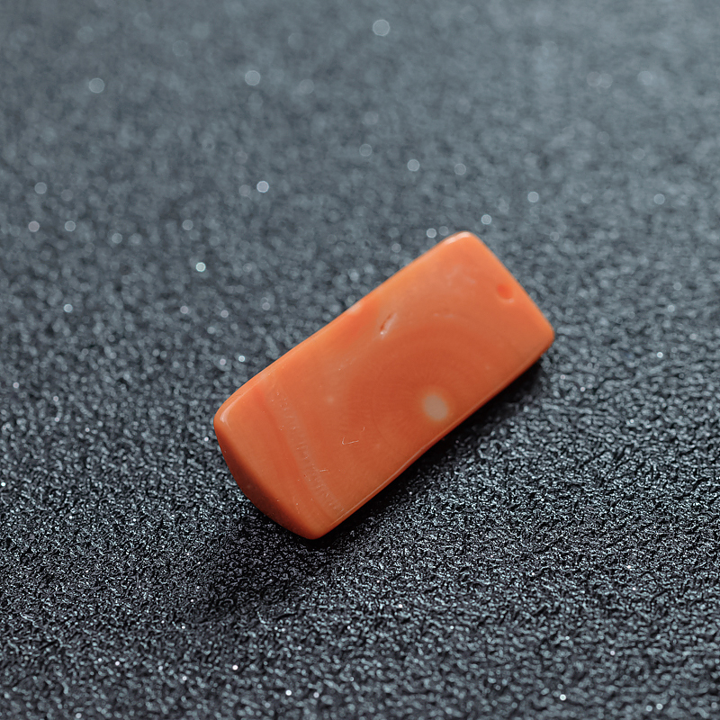 MOMO珊瑚六字真言吊坠-红掌柜