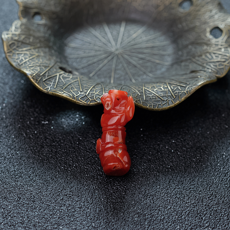 日本天然珊瑚竹节吊坠-红掌柜