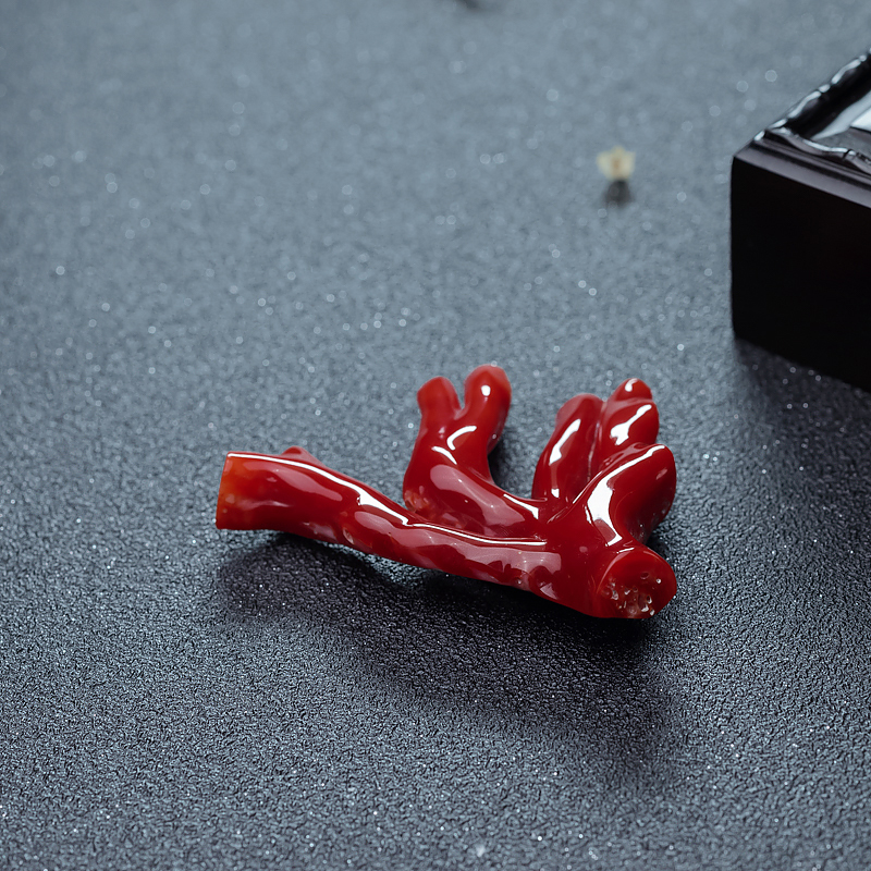 天然阿卡珊瑚原枝-红掌柜