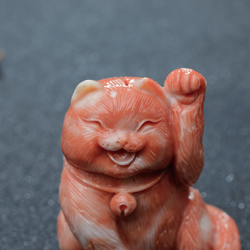 台湾MOMO珊瑚招财猫摆件-红掌柜