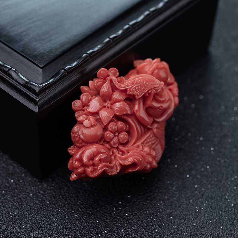 天然台湾MOMO珊瑚吊坠-红掌柜