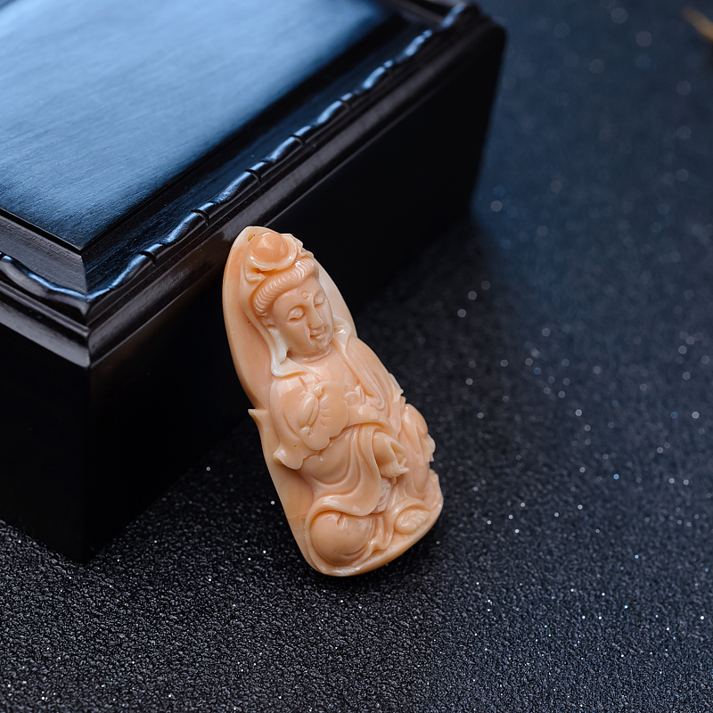 MOMO珊瑚吊坠-红掌柜