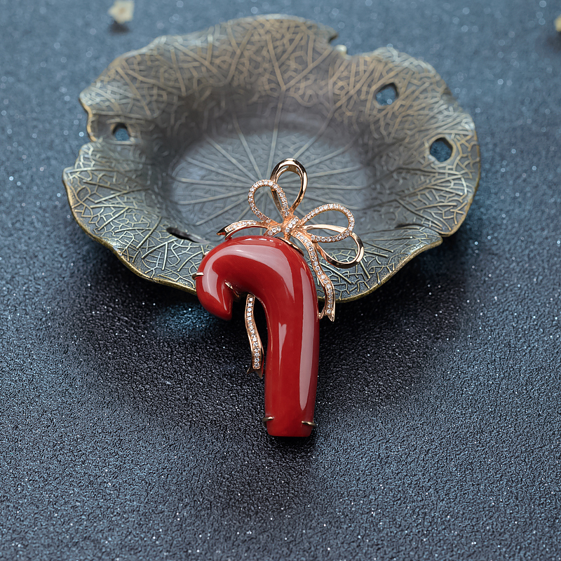 18K珊瑚吊坠-红掌柜