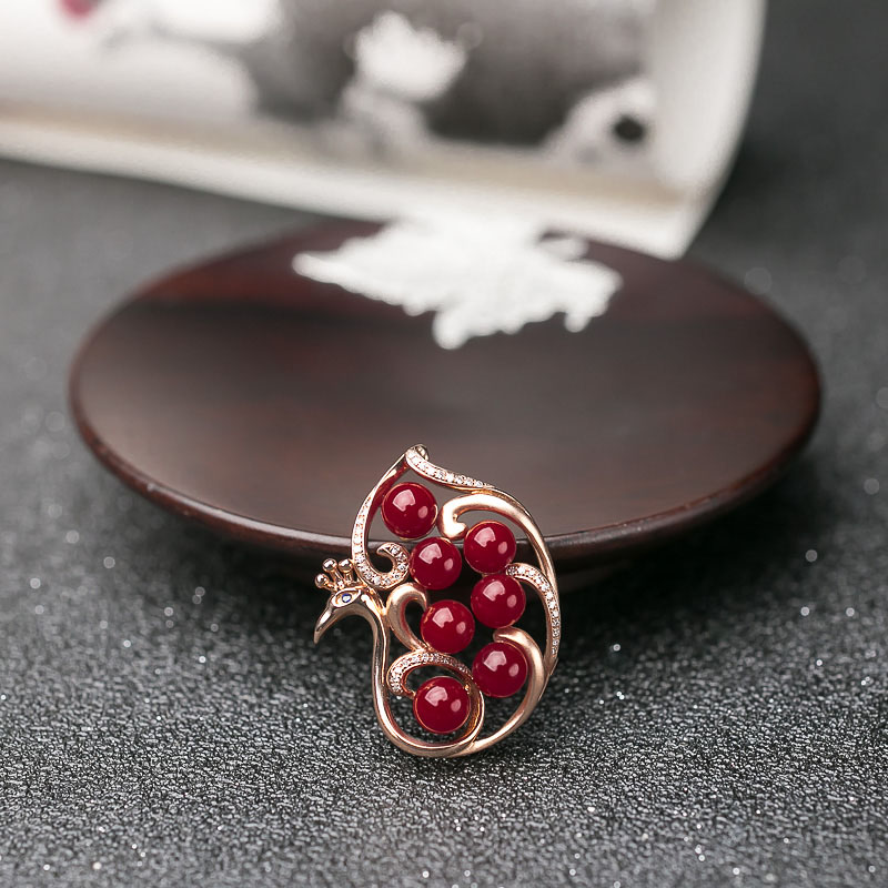 18K阿卡牛血红珊瑚吊坠-红掌柜