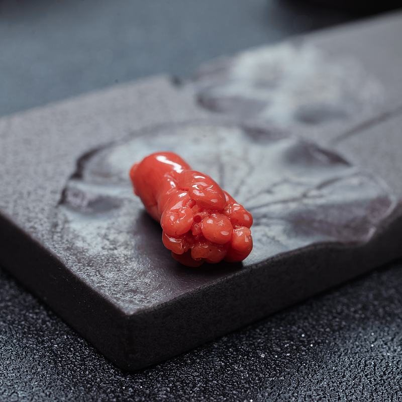 珊瑚吊坠-红掌柜