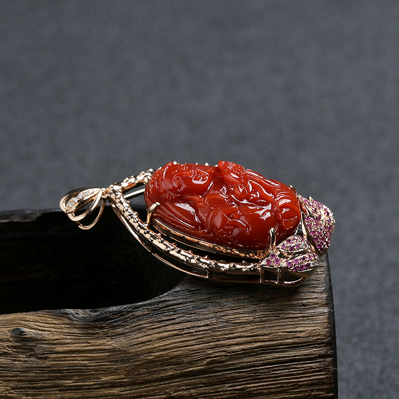 18K金镶钻日本天然珊瑚观音吊坠-红掌柜