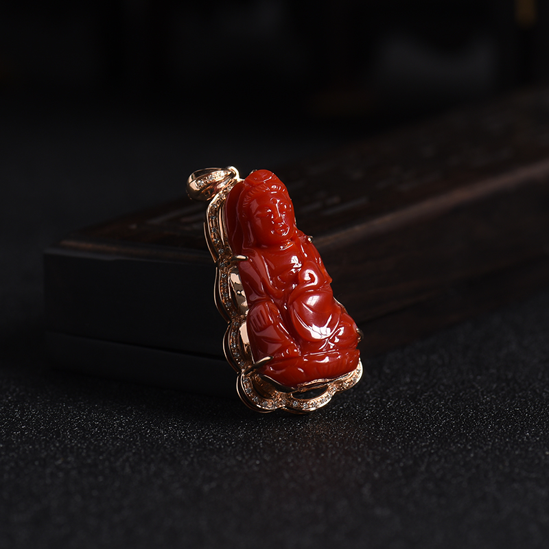 18K金镶钻阿卡牛血红珊瑚观音吊坠 - 红掌柜