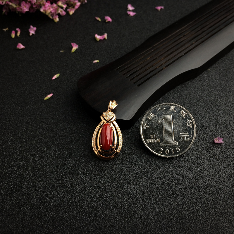 天然阿卡红珊瑚吊坠 - 红掌柜