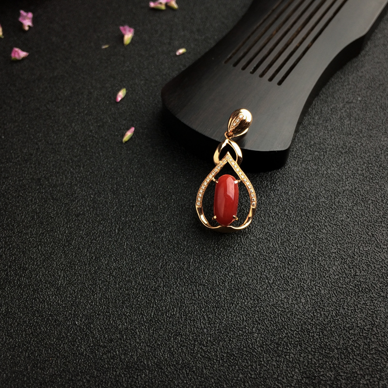 日本天然18K金镶钻阿卡红珊瑚吊坠 - 红掌柜