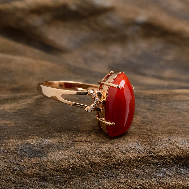 镶钻阿卡红珊瑚戒指-红掌柜珠宝