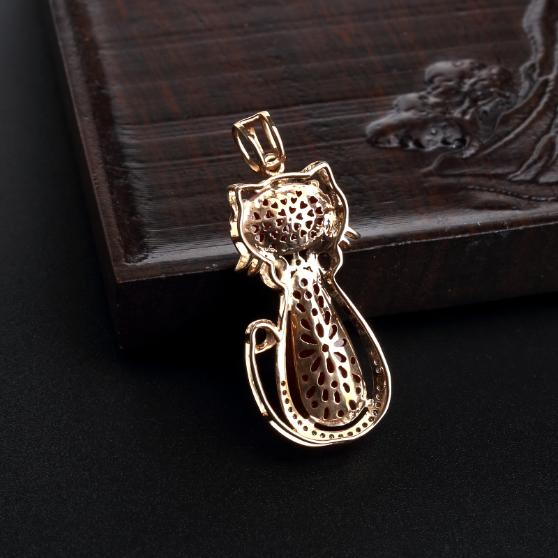 牛血红珊瑚吊坠-红掌柜