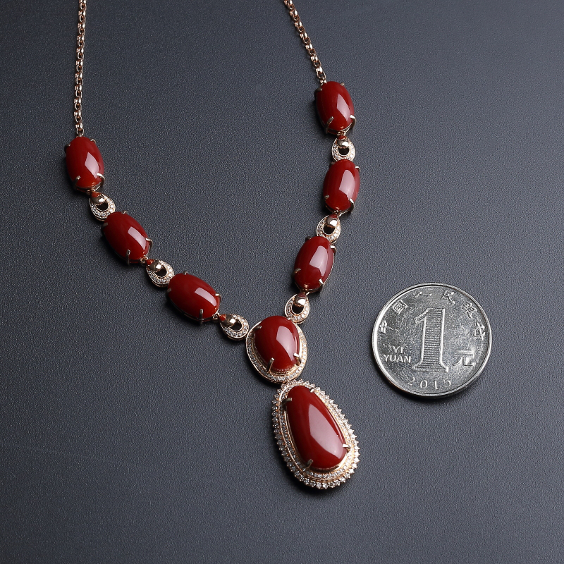 18K金镶钻牛血红珊瑚项链-红掌柜