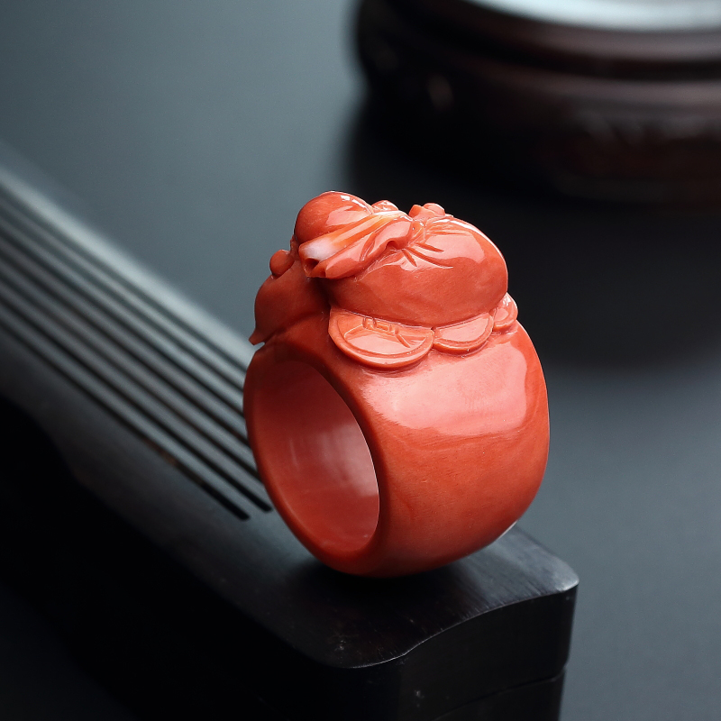 台湾天然MOMO红珊瑚扳指-红掌柜