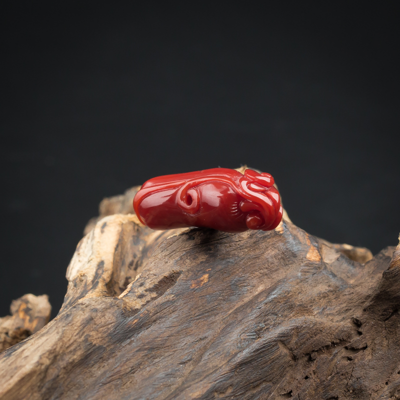 日本天然阿卡牛血红珊瑚吊坠-红掌柜
