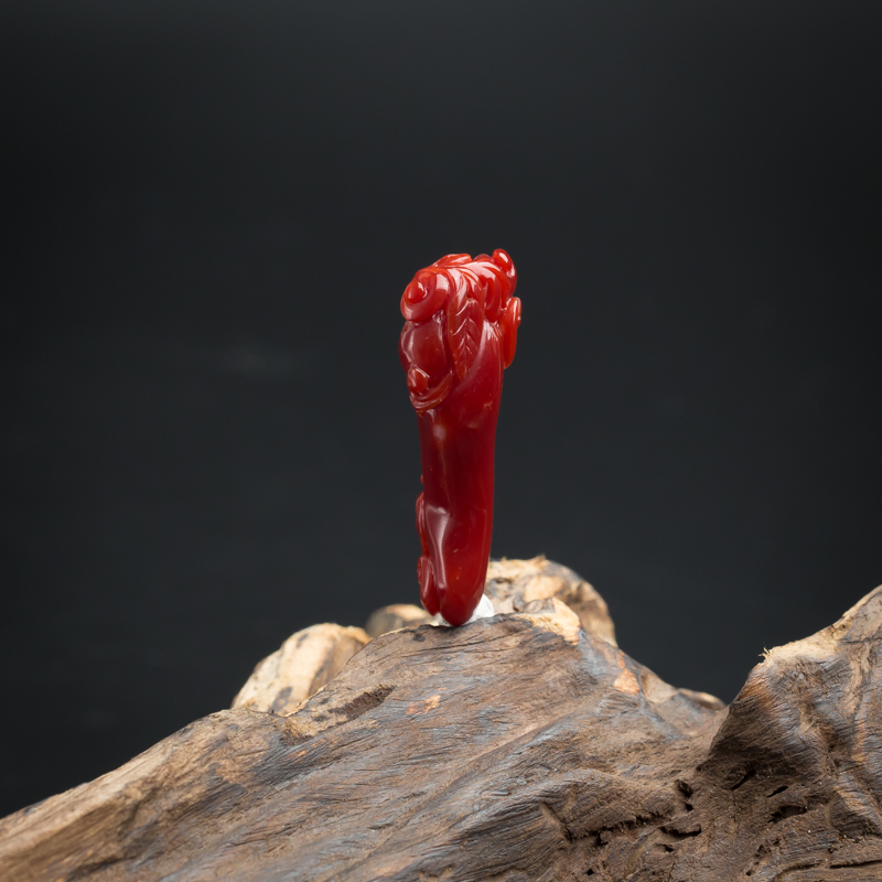 日本阿卡牛血红如意珊瑚吊坠-红掌柜