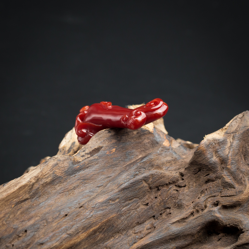日本天然阿卡红如意珊瑚吊坠-红掌柜