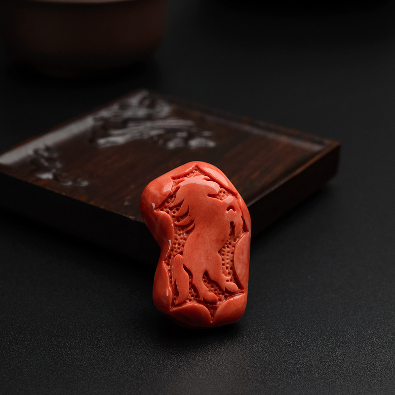 MOMO红珊瑚马牌背云 - 红掌柜