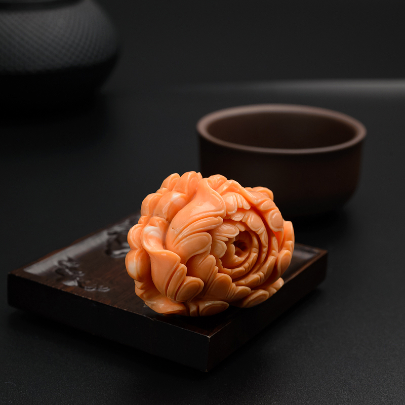 台湾MOMO红珊瑚牡丹花吊坠-红掌柜