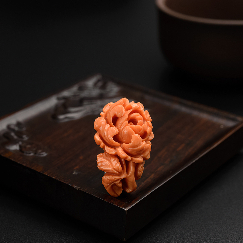 台湾天然MOMO红珊瑚牡丹花吊坠-红掌柜