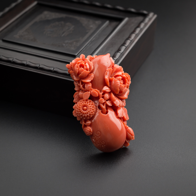 红珊瑚牡丹花吊坠-红掌柜