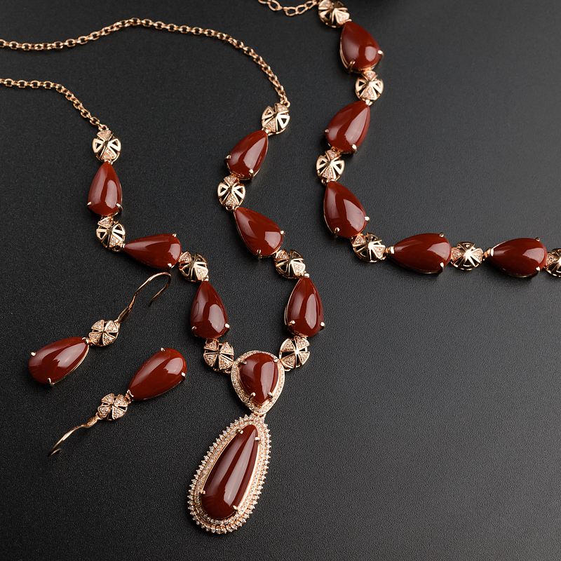 18K金镶钻日本阿卡红珊瑚套装-红掌柜