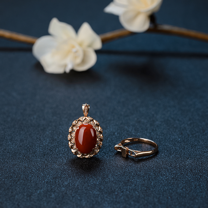 日本18K金镶钻阿卡红珊瑚戒指 - 红掌柜