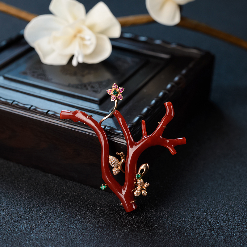 日本天然18K金镶钻阿卡红珊瑚树枝吊坠 - 红掌柜