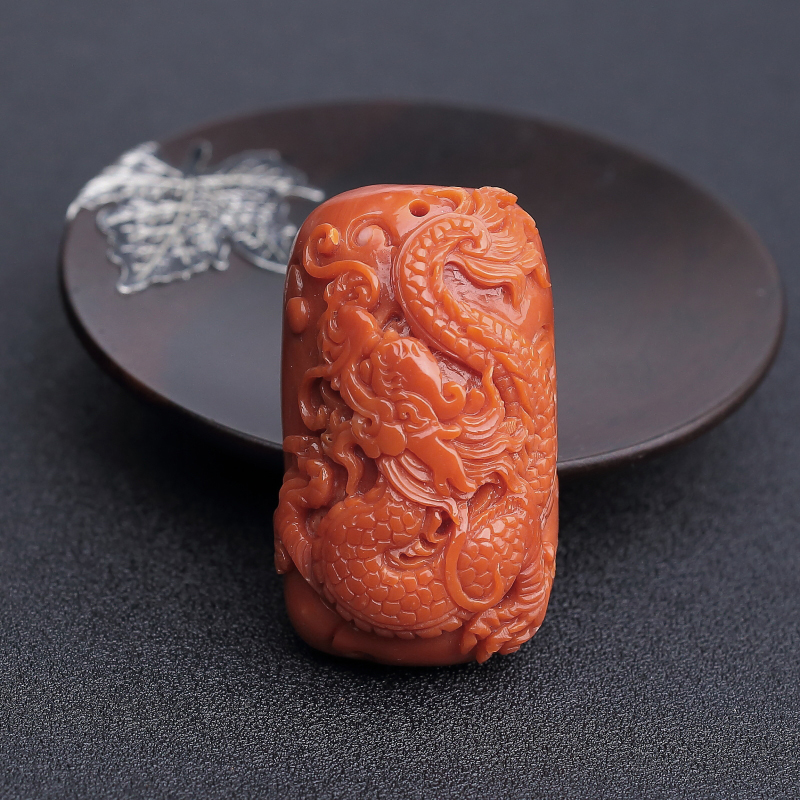台湾天然momo橘红珊瑚龙牌吊坠 - 红掌柜