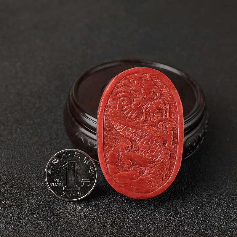 拼接沙丁正红珊瑚龙牌吊坠-红掌柜