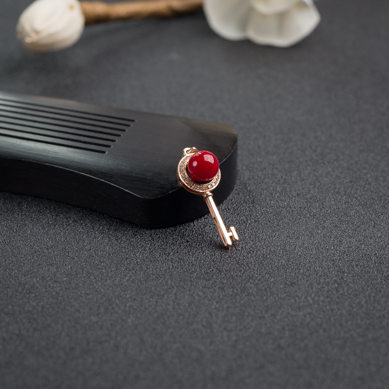 天然18K金镶钻阿卡深红珊瑚吊坠 - 红掌柜