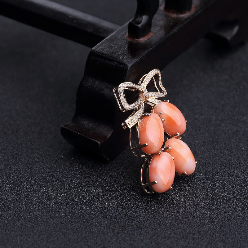 18k金镶天然MISU粉色珊瑚吊坠-红掌柜