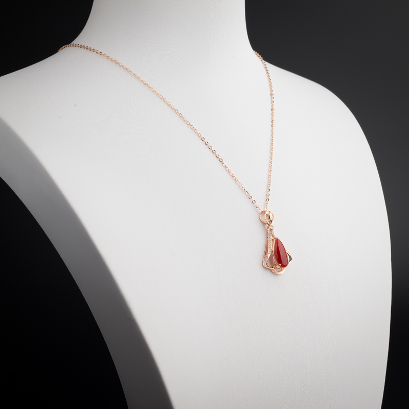 金镶钻日本天然阿卡红珊瑚吊坠-红掌柜