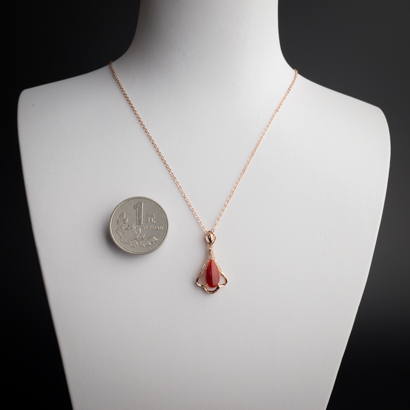 18K金镶钻阿卡红珊瑚吊坠-红掌柜