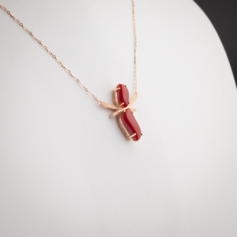 18K金镶钻日本天然红珊瑚锁骨链-红掌柜